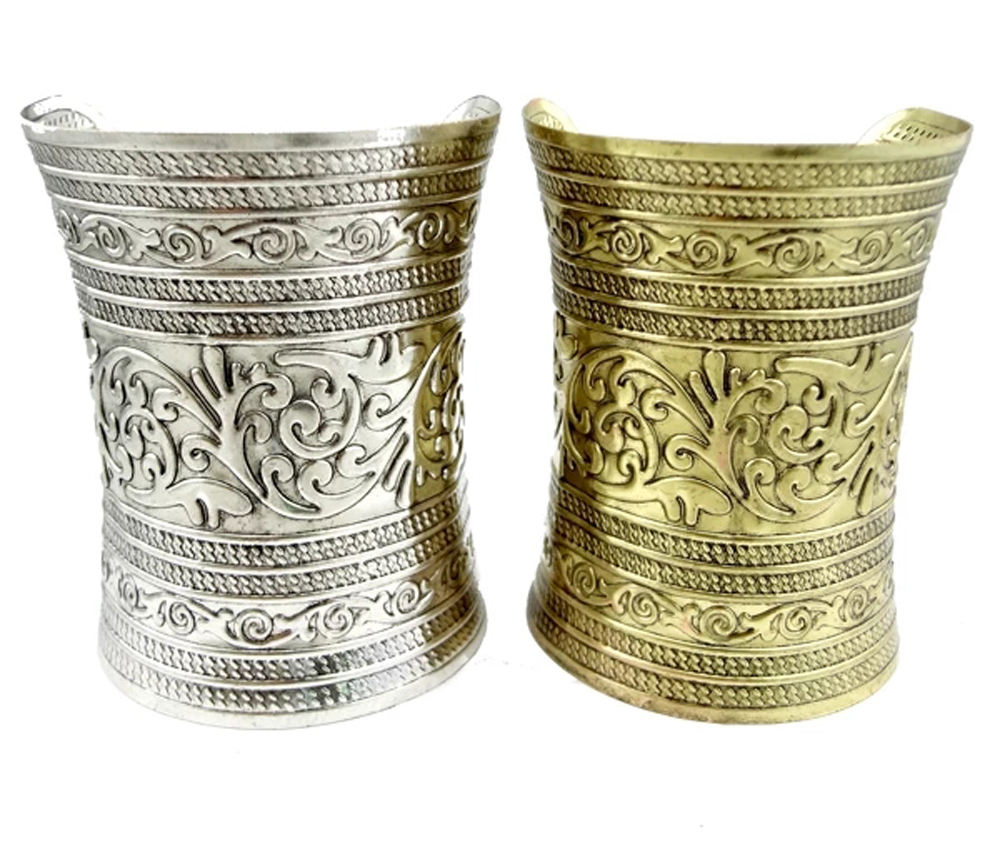 Vintage Alloy Wide Cuff Bracel - Men Accessories India recension och pris