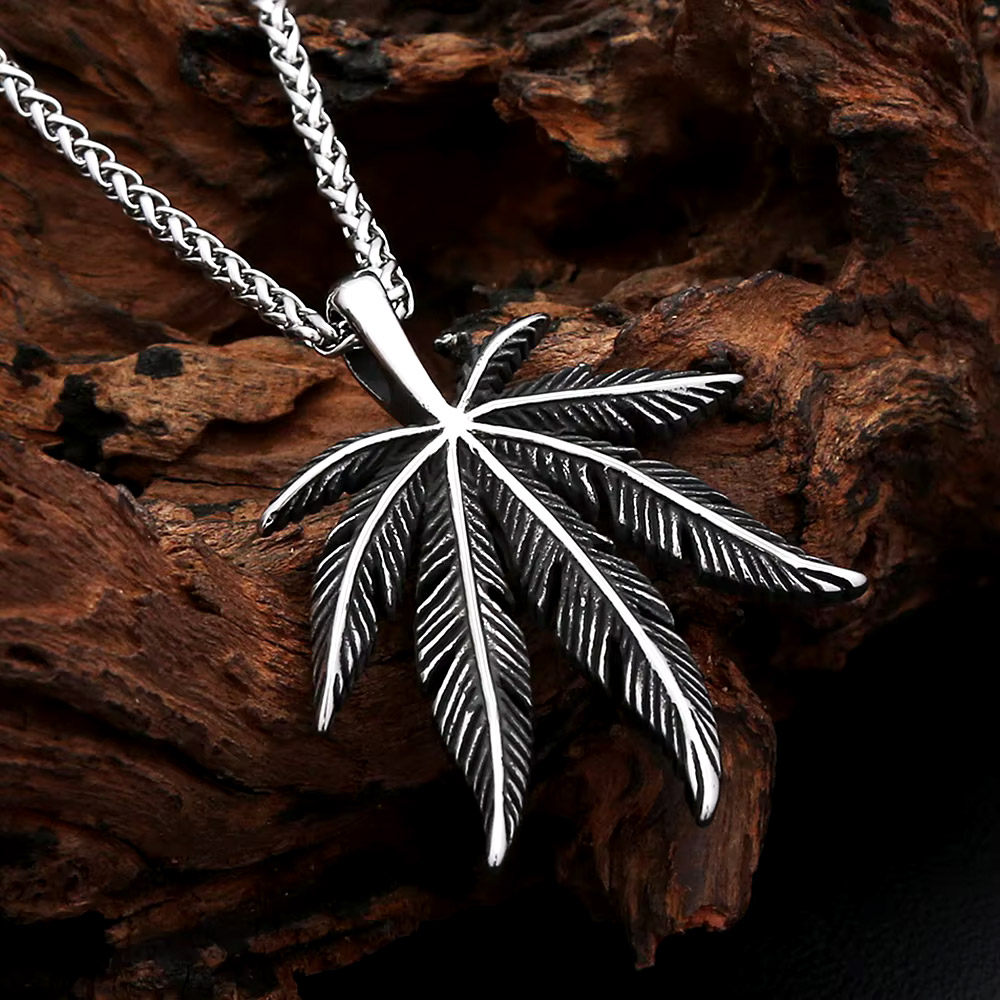 Vintage Dark Hemp Leaf Pendant - Men'S Vacation Accessories recension och pris